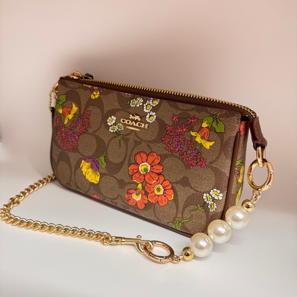 Coach Nolita 19 In Signature Canvas With Floral Print CR828 with Pearl extender - Picture 2 of 8